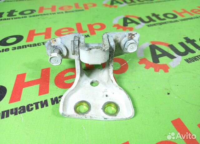 Петля двери mitsubishi pajero IO H76W зад лево