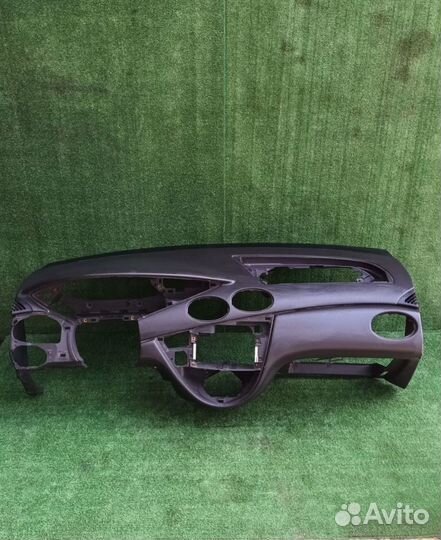 Торпедо Ford Focus 1,Фокус 1