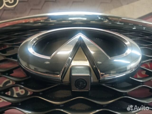 Решетка радиатора Infiniti QX60