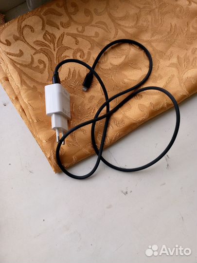 Зарядное устройство на iPhone