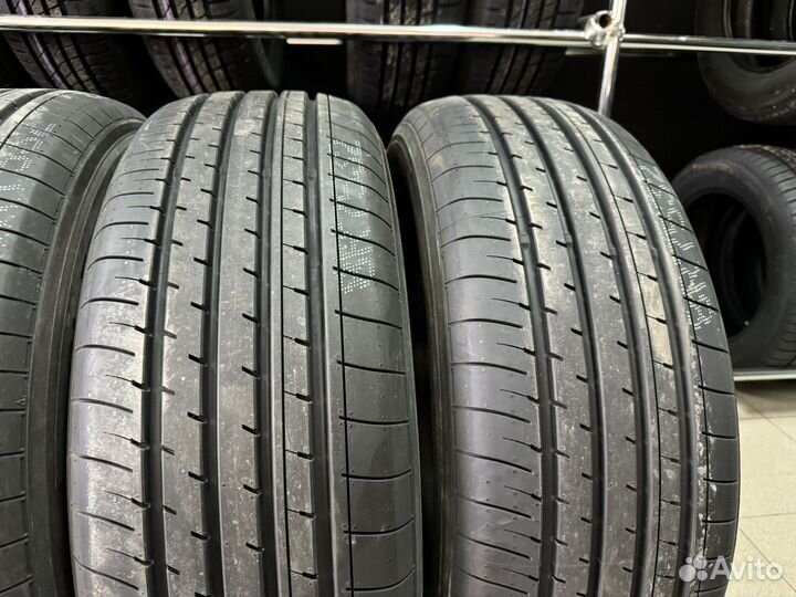 Yokohama BluEarth-XT AE61 215/70 R16 128