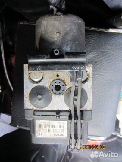 Блок ABS на Фольксваген Транспортер Т4