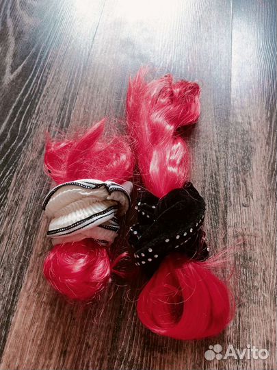 Парик черный с челкой