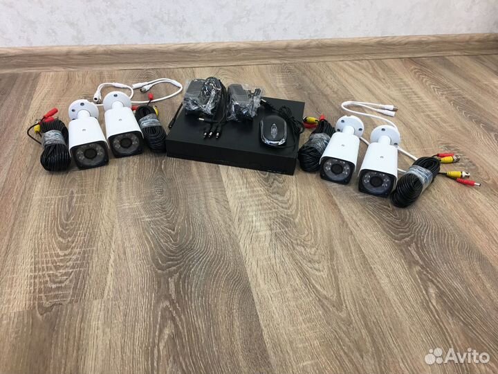 Комплект видеонаблюдения