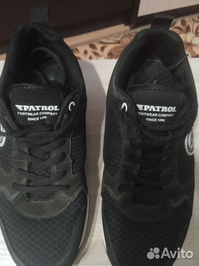 Кроссовки женские 38 размер