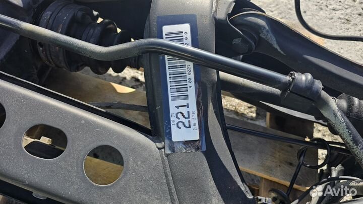 Задний подрамник в сборе на Mercedes-Benz W210