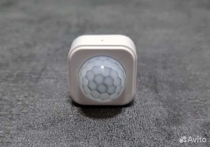 Умный инфракрасный датчик движения Zigbee