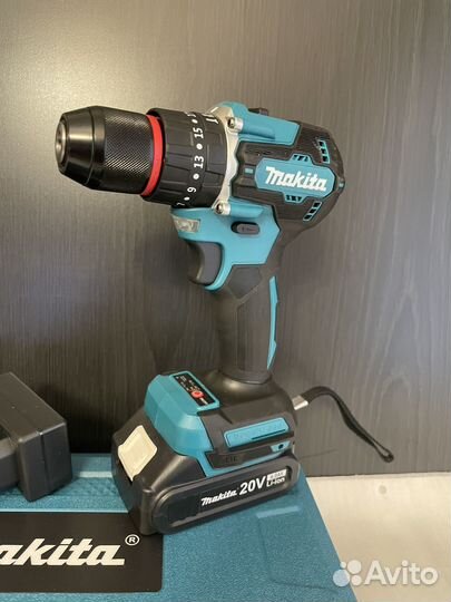 Шуруповерт makita 20V бесщеточный