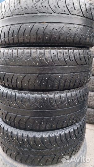 Bridgestone Ice Cruiser 7000 205/60 R16 92T