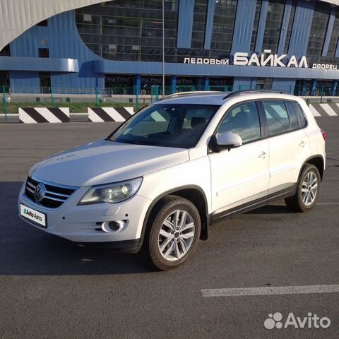 Volkswagen Tiguan 2.0 AT, 2009, 240 000 км с пробегом, цена 970000 руб.