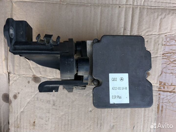 Блок абс ABS ESP plus Mercedes Benz w212 е212