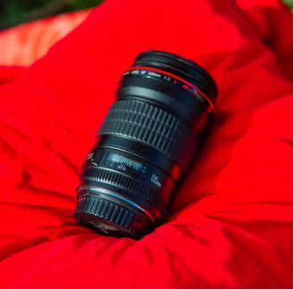 Портретный объектив Canon 135mm f/2 L