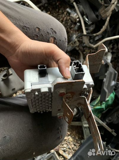 Блок управления эур Lancer x рулевой рейки