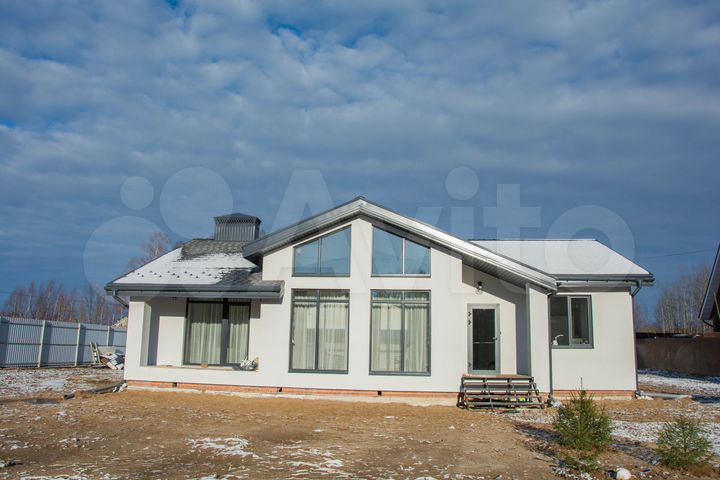 Дом 100 м² на участке 8 сот.