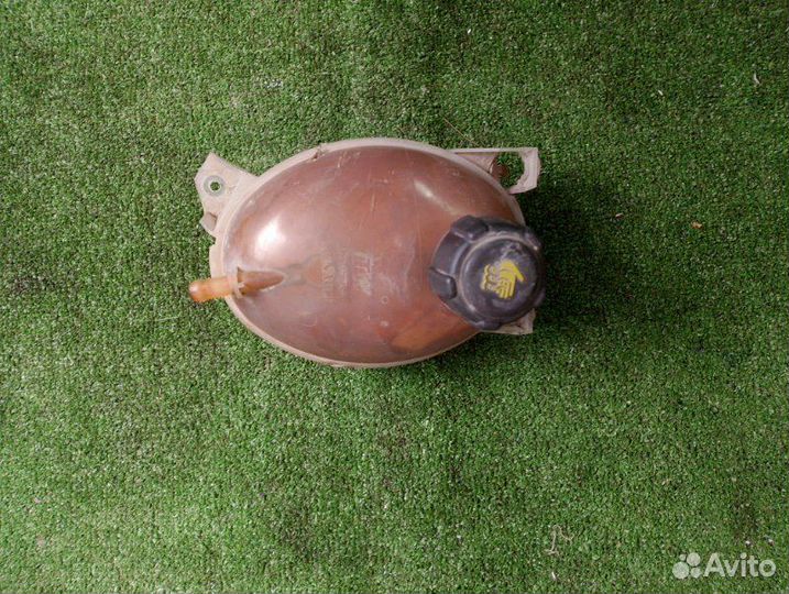 Бачок расширительный Renault Logan 1.6 2017
