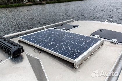 Voyager 800 cabin inboard с дт мотором Volvo 225