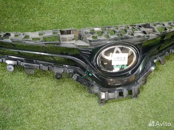 Решетка радиатора Toyota Camry xv70 (2018-2021)