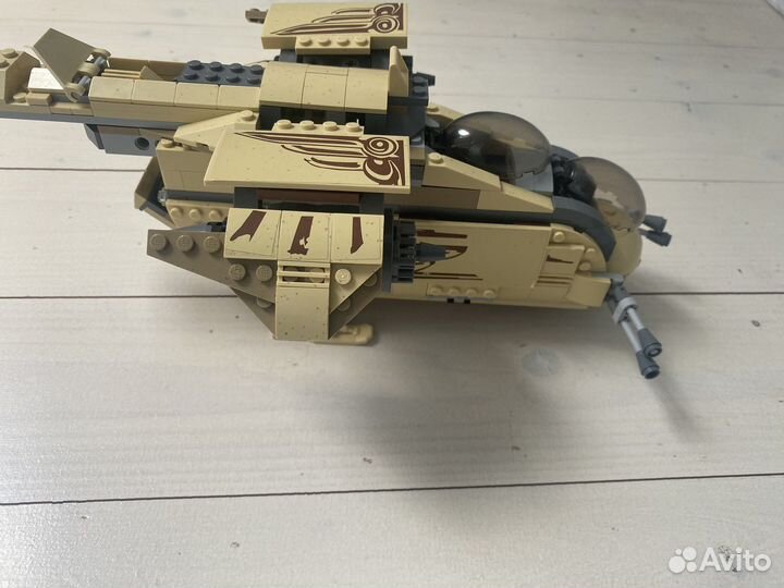 Игрушка самолет lego в сборе