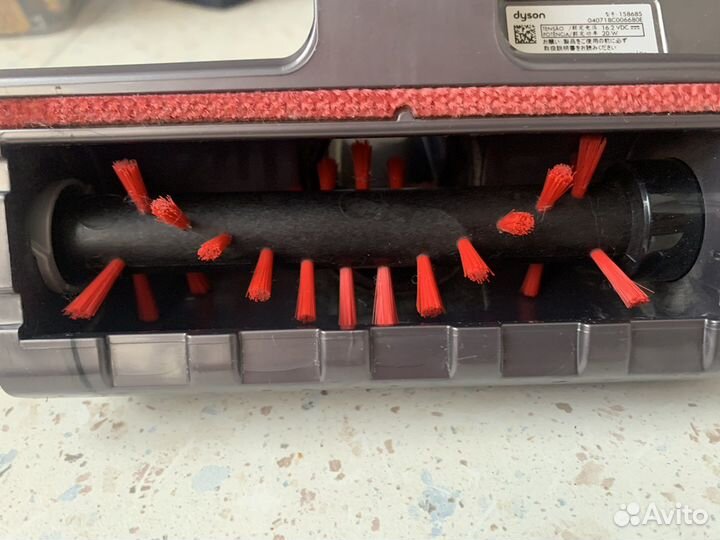 Мини-электрощетка Dyson
