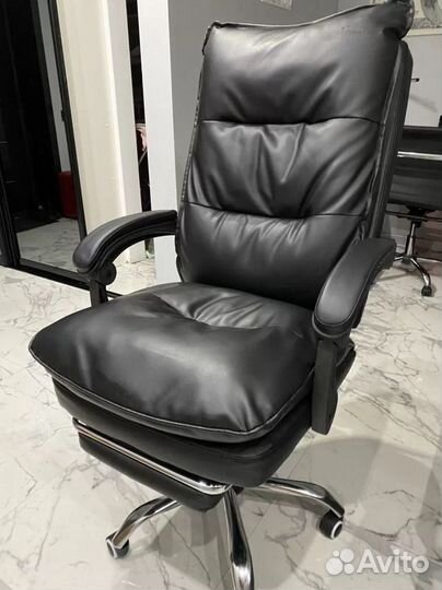 Компьютерное кресло офисное с функцией массажа