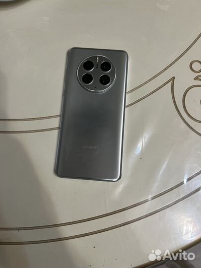 HUAWEI Mate 50 Pro, 8/256 ГБ
