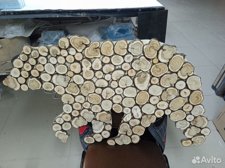 Панно из спилов можжевельника