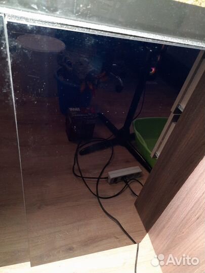 Аквариум Aquael Glossy 80 (125 литров) с тумбой