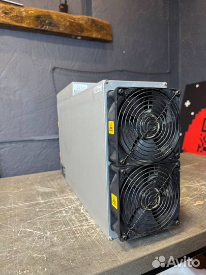 E9 Pro 3680mh бу 6 месяцев Bitmain Antminer