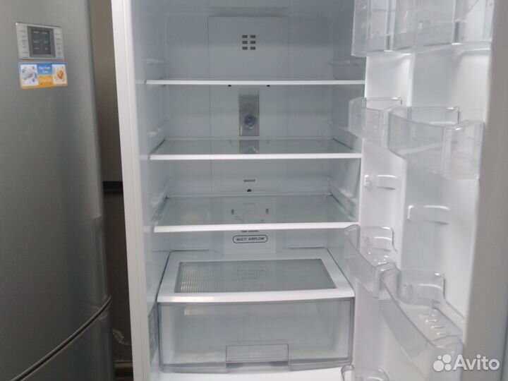 Холодильник LG на гарантии доставим