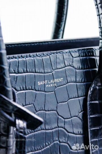 Сумка Saint Laurent Sac De Jour Small с тиснением