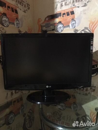 Монитор LG