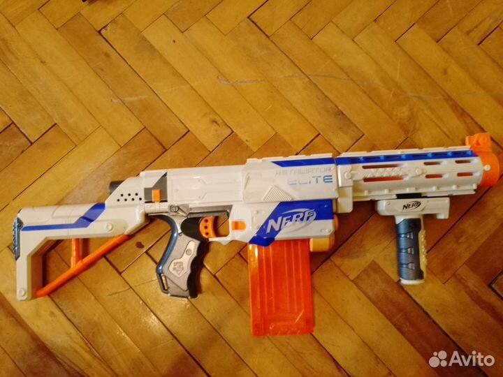 Бластер nerf