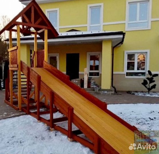 Детская площадка с заливной горкой