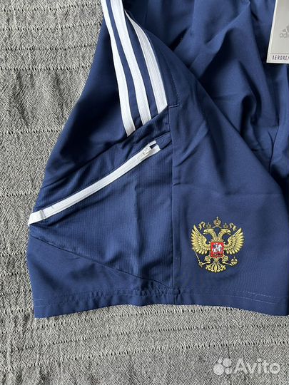 Новые оригинальные мужские шорты adidas HA6265