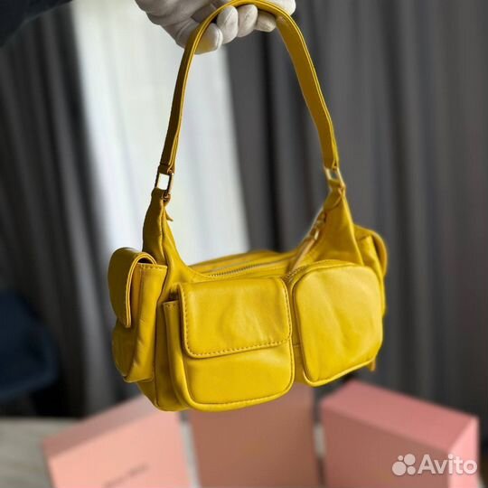Сумка Miu Miu желтая