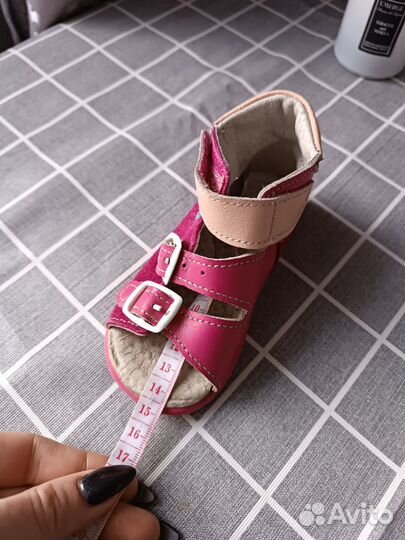 Босоножки детские