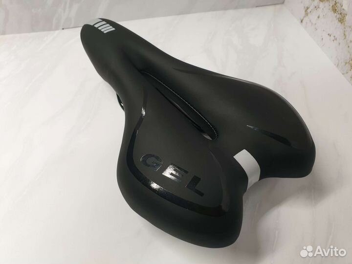 Седло с гелиевыми вставками и анатомич. отверстием