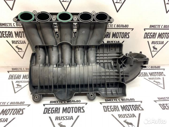 Впускной коллектор Volvo S40 V50 B5244S 30650185