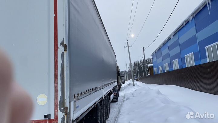 Полуприцеп шторно-бортовой Krone SD, 2014