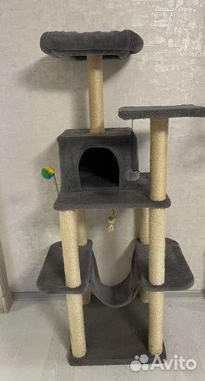 Домик для кошки с когтеточкой бу