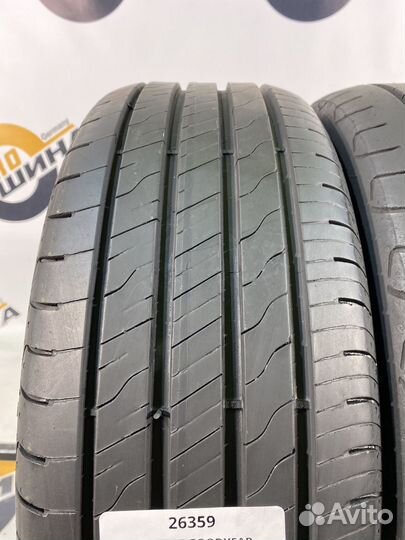 Goodyear EfficientGrip Performance 2 215/55 R17 89V
