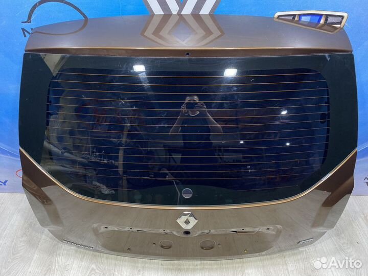 Стекло двери багажника renault duster