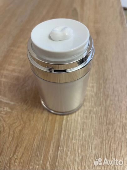 Флакон с помпой для крема и жидкости (100 мл.)