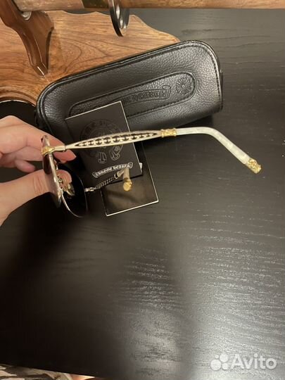 Солнцезащитные очки