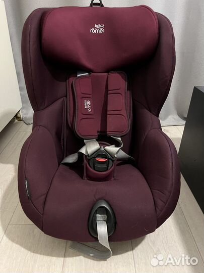 Britax romer trifix2 i size