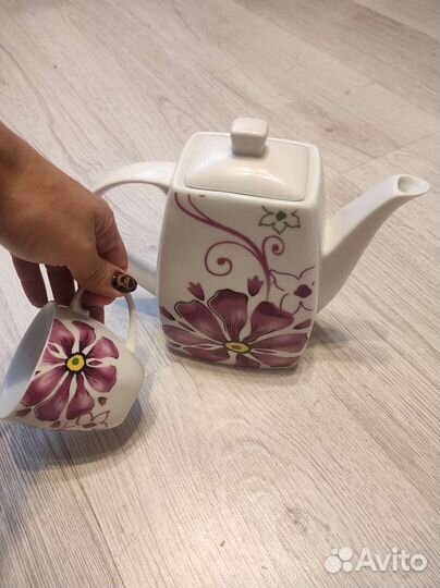 Заварочный чайник с чашкой