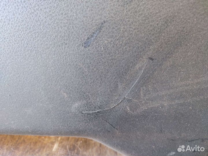 Обшивка двери багажника задняя Suzuki Grand Vitara