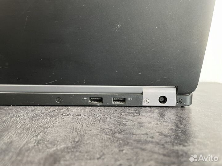 Ноутбук dell