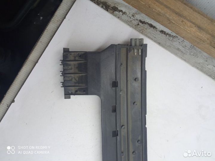 Усилитель антенны Mercedes-Benz S W220 5Л