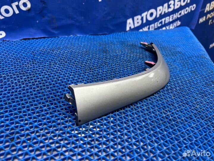 Накладка торпеды Toyota Auris хэтчбек 1ZR 2007